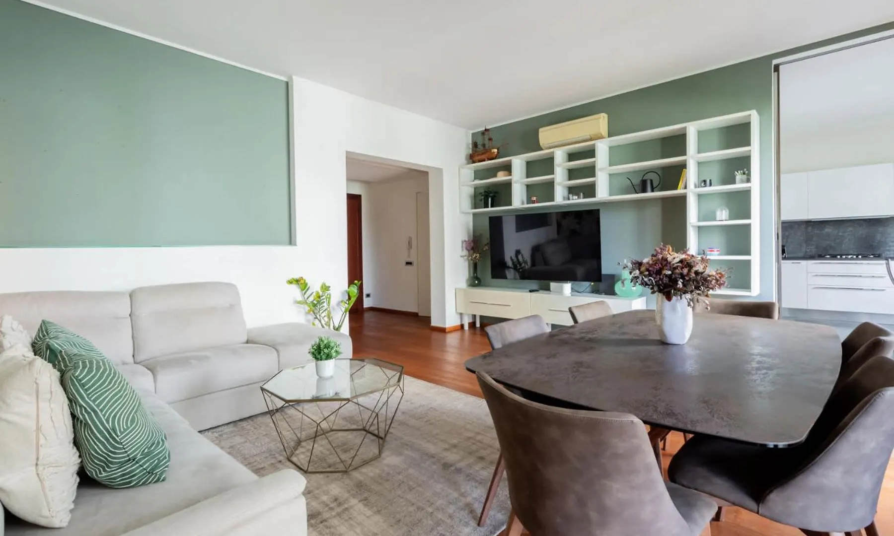 Homeby, Casa Giulia Milão